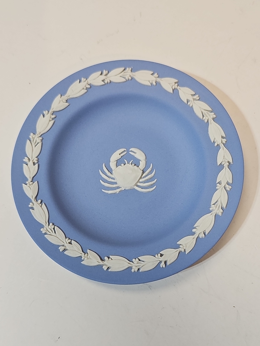Wedgwood Cream On Pale Blue Jasperware Zodiac Cancer Round Tray Crab Pin Plate